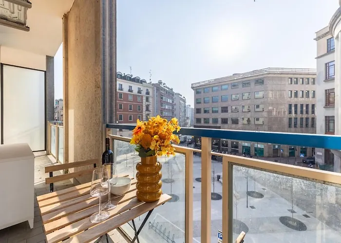 Duomo-navigli 8 Min Walk - With Terrace Lejlighed Milano