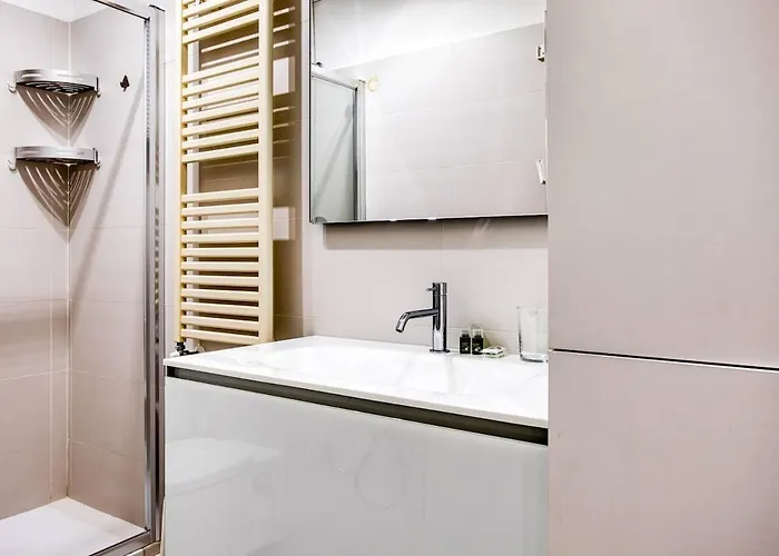 Easylife - - Montenero 10 - Porta Romana