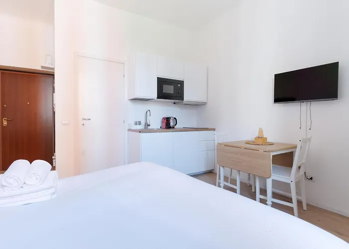 Guesthost - Comfy Ca' Granda Mm5 Milánó