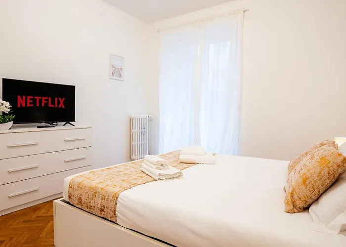 Ramazzini District - Elegant Flat X8 Apartman