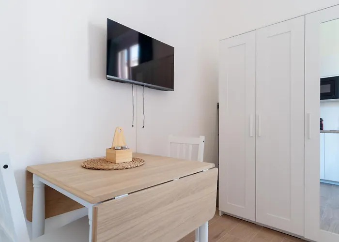 Apartman Guesthost - Comfy Ca' Granda Mm5