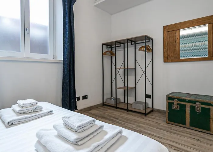 Apartman Italianway Easy - Andrea Del Sarto 32 Milánó