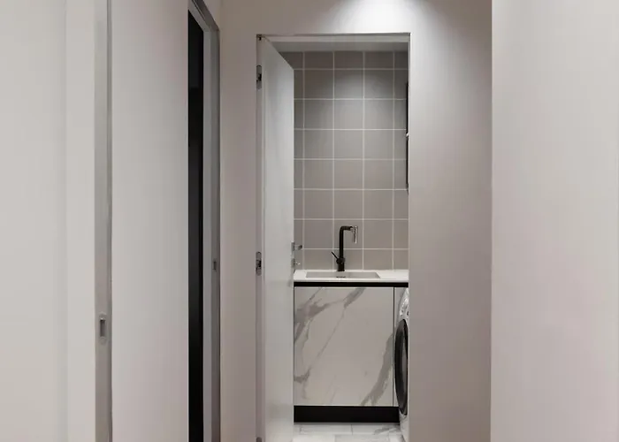 Luxury For 6 Person In Duomo - Mirable Pm アパート