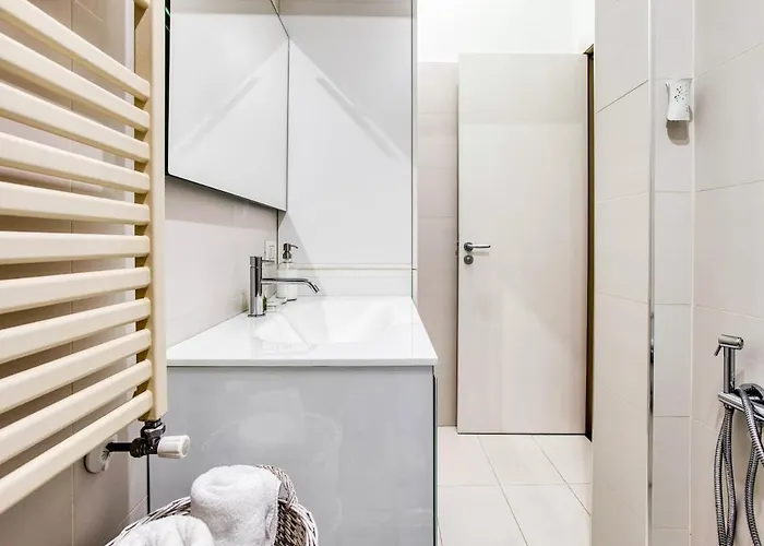 Easylife - - Montenero 10 - Porta Romana Appartement