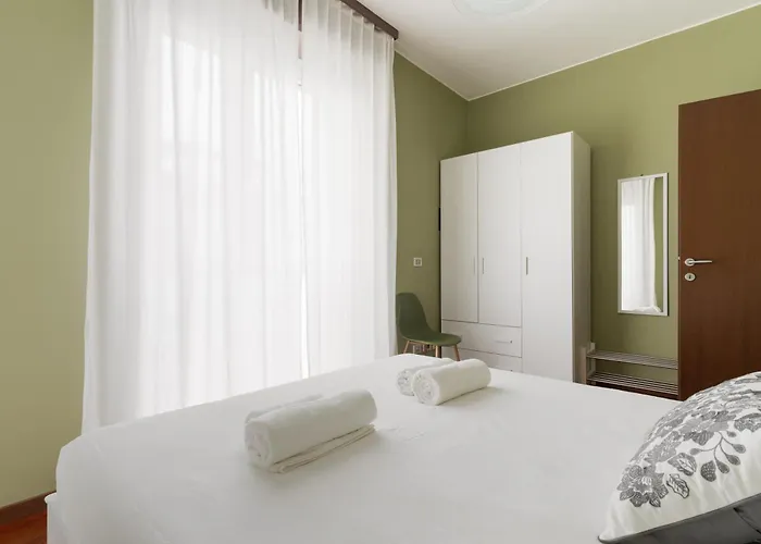 公寓 Guesthost - Porta Romana Balcony Flat