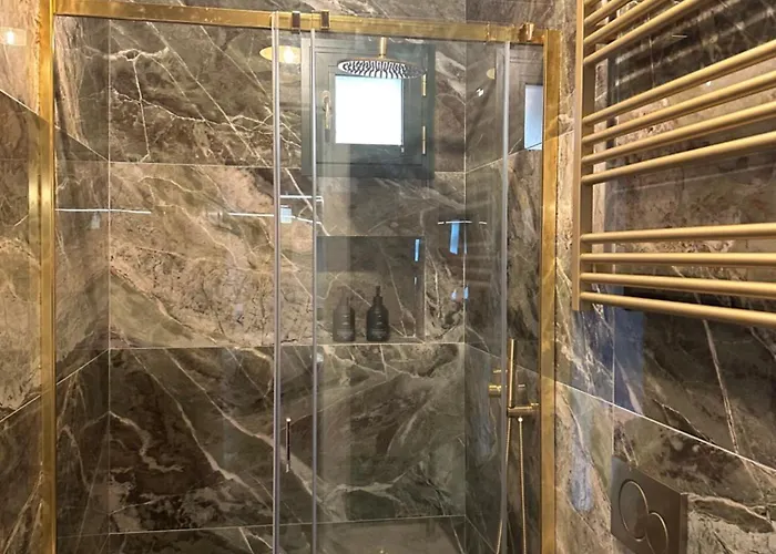 Old Town - Duomo Luxury Boutique