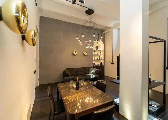 Elegant And Spacious Loft Downtown In The Fashion District Milaan
