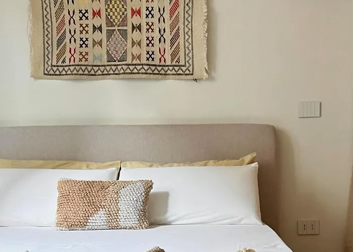 Botanical Modernist - Milanese Living * מילאנו