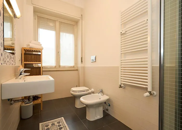 Life - Duomo Cozy Flat - Free Indoor Parking *