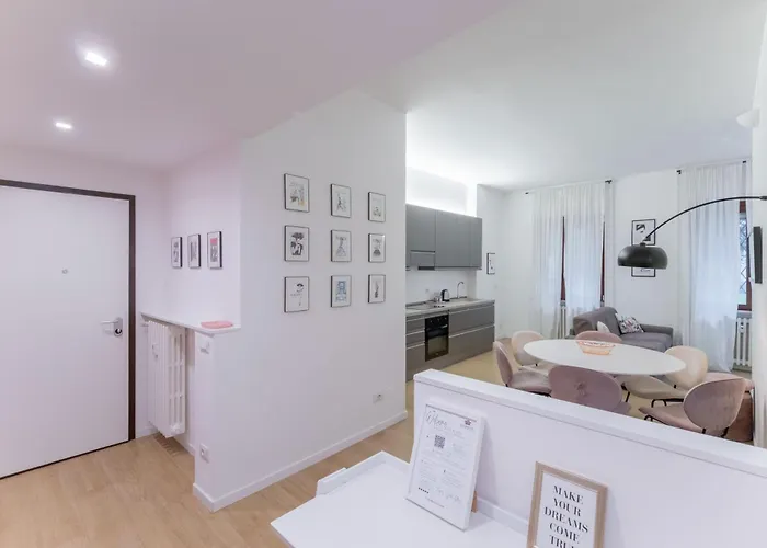 Paganini 4 Exclusive - 2 Bedroom And 2 Bathroom Milano