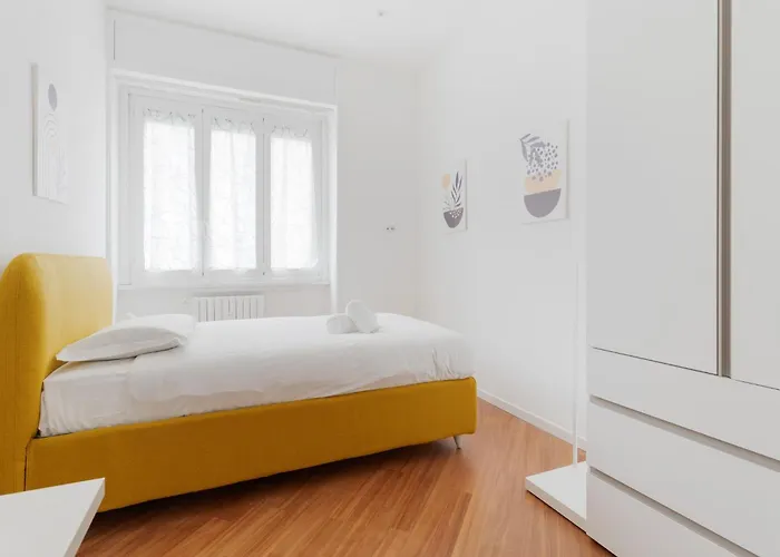 Guesthost - Mm Sant'agostino Modern Flat * Milan