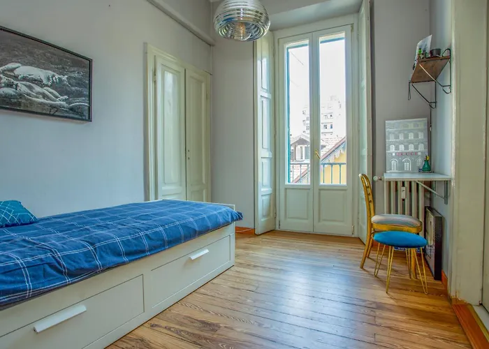 Centro Di Con Terrazzo Meraviglioso * מילאנו