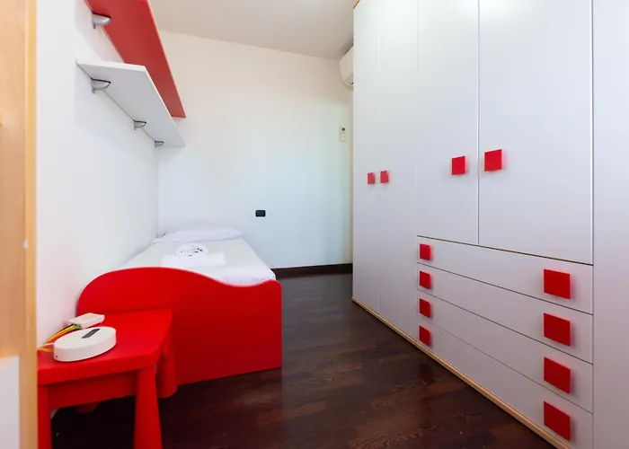 I-host Spacious 2br With 2 Baths & Balcony Apartman Milánó
