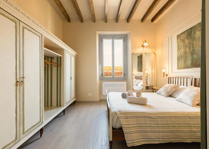 Charm Two-room Bocconi Navigli Darsena * Milano
