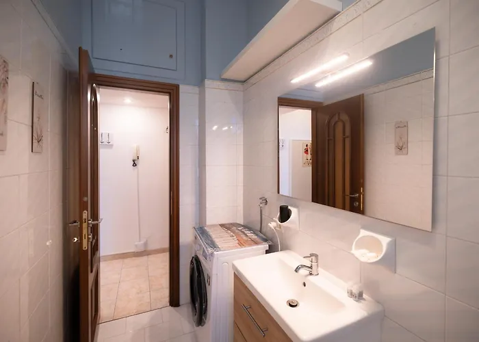 Design & Comfort Near Station Lejlighed