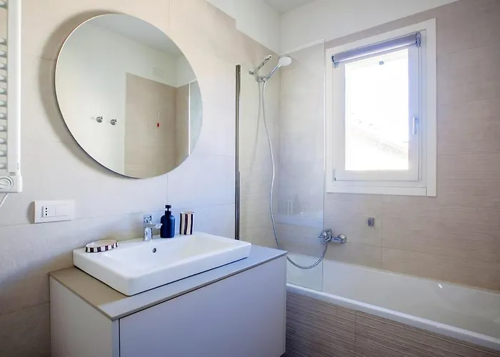 Hacca Collection - Luxury Porta Volta-brera 2br With Terrace * Milan