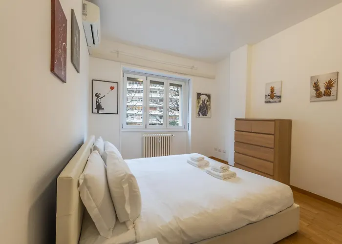 Casa Losanna, Citylife, Corso Sempione, Milan