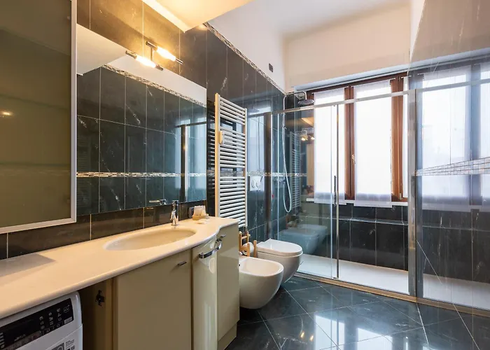 Italianflat - Colonne View - Balcony Retreat - Near Duomo Apartment *
