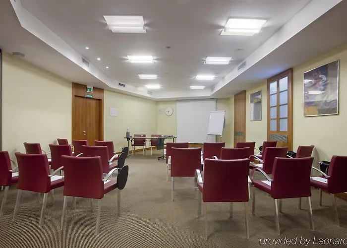 Otel Garibaldi Station By Ihg 4*