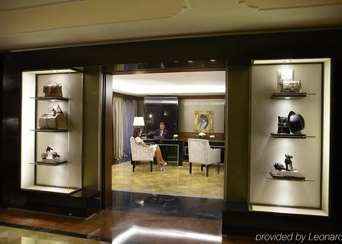 Baglioni Carlton - The Leading Of The World Отель