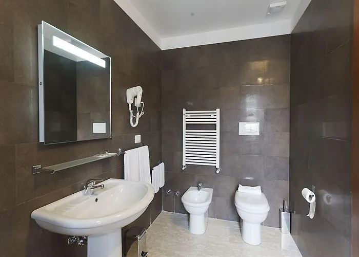 Oasi Village 3* Milano