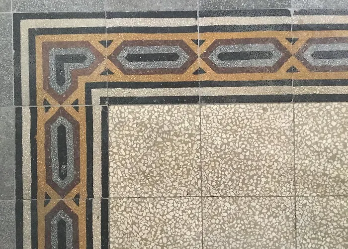 דירה Zebra Rosso *