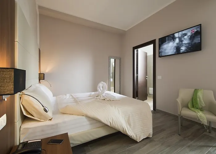 Hotell Oasi Village 3*