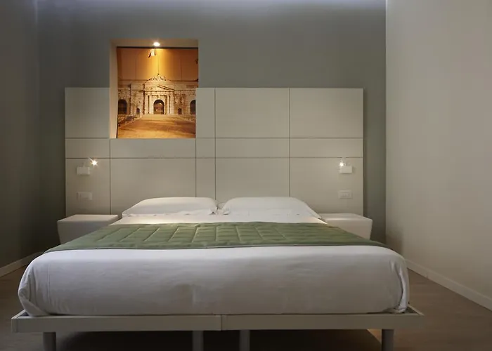 Navigliotel 19 - & לינה וארוחת בוקר