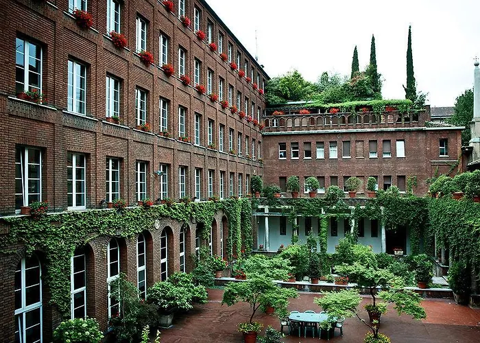 Hostel New Generation Center *