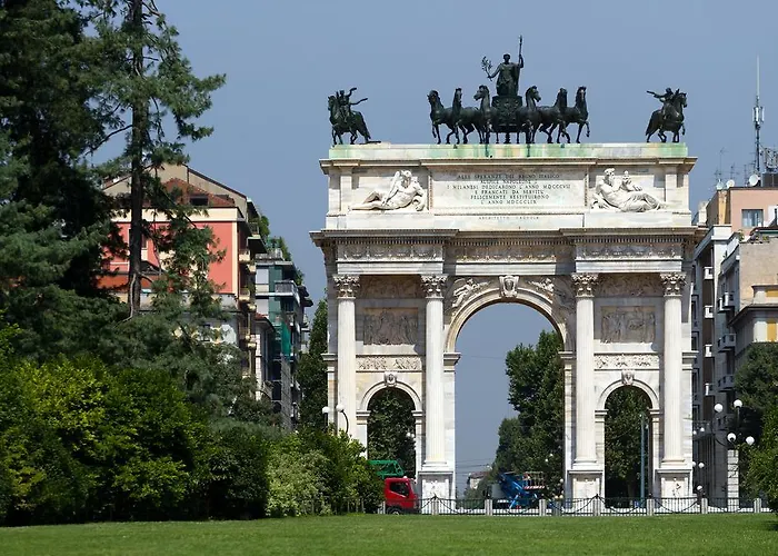 Appart hôtel Easy - And Navigli 3*