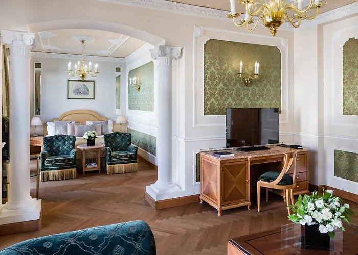 Отель Baglioni Carlton - The Leading Of The World