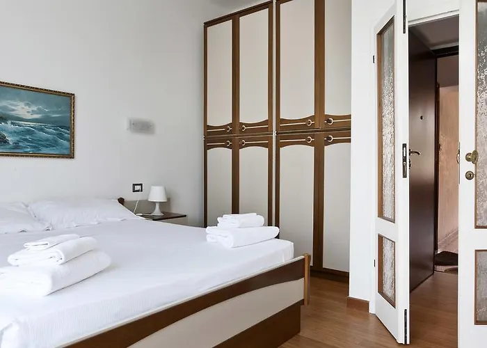 Italianway Easy - Piazza Firenze 4 Daire *