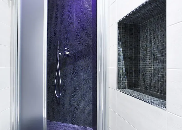 Italianway Easy - Piazza Firenze 4 *