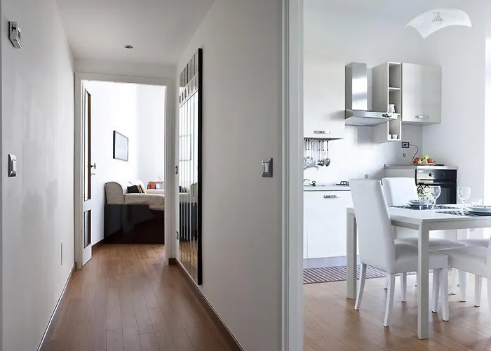 Italianway Easy - Piazza Firenze 4 Daire
