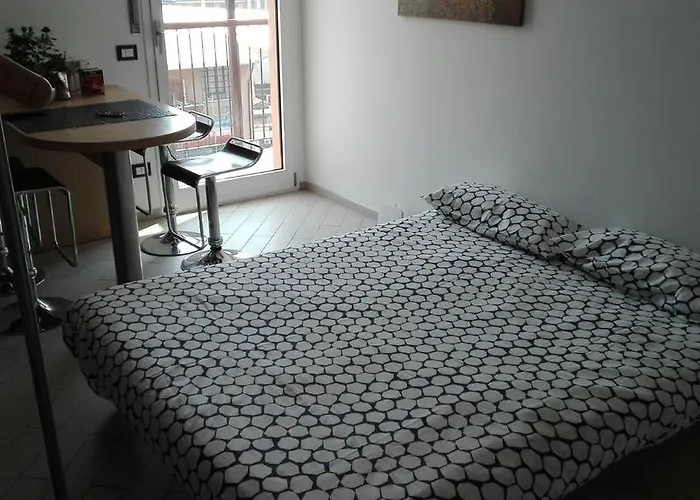 Appartement Navigli-Bocconi Roof Terrace Apartment Milaan