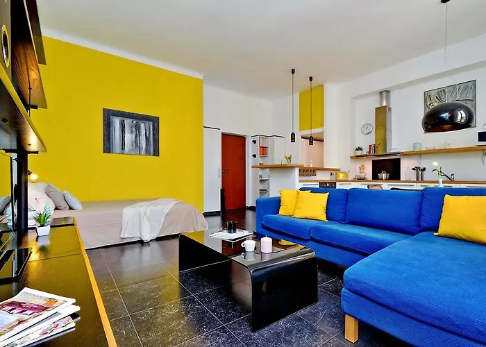 Joivy Colorful For 2 Near Life * Milán