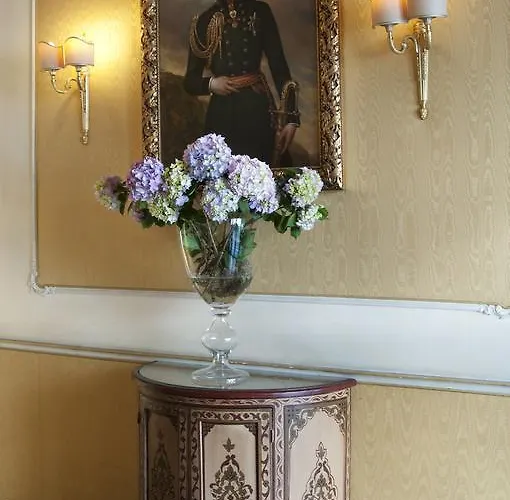 Petit Palais De Charme 4* Milano