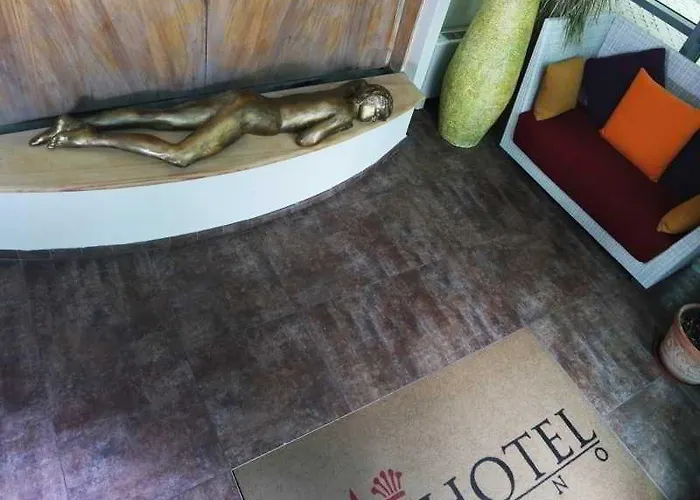 Mihotel 酒店 4*
