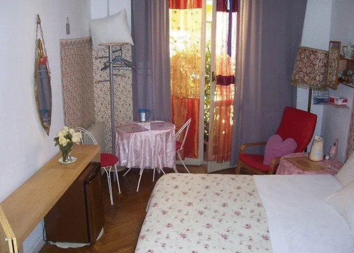 לינה וארוחת בוקר Milan B&B מילאנו