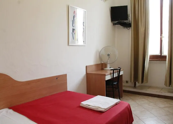 Alba Hotel *