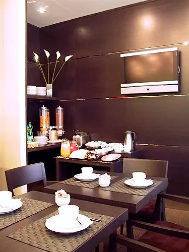 Отель Corallo Милан