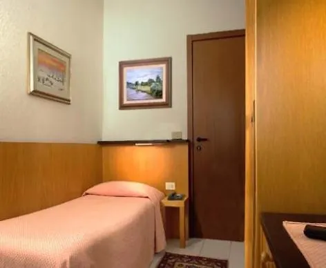 Giardino Hotel Milán