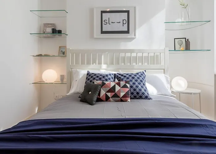 Easylife - Milano - Pontaccio 17 - Brera Апартаменты *
