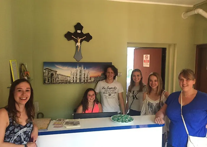 Mrhostel