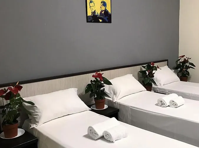 Paris 2* מילאנו