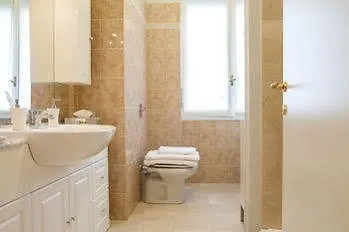 Royal Suites Szálloda