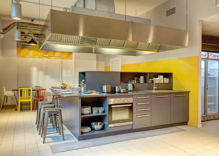 Meininger Garibaldi * מילאנו