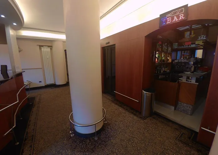 Hotel Ada 2*