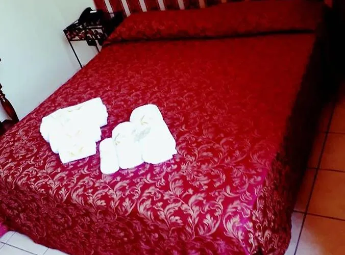 Sicilia 3* ميلان