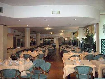 欧若布鲁酒店 酒店 4*
